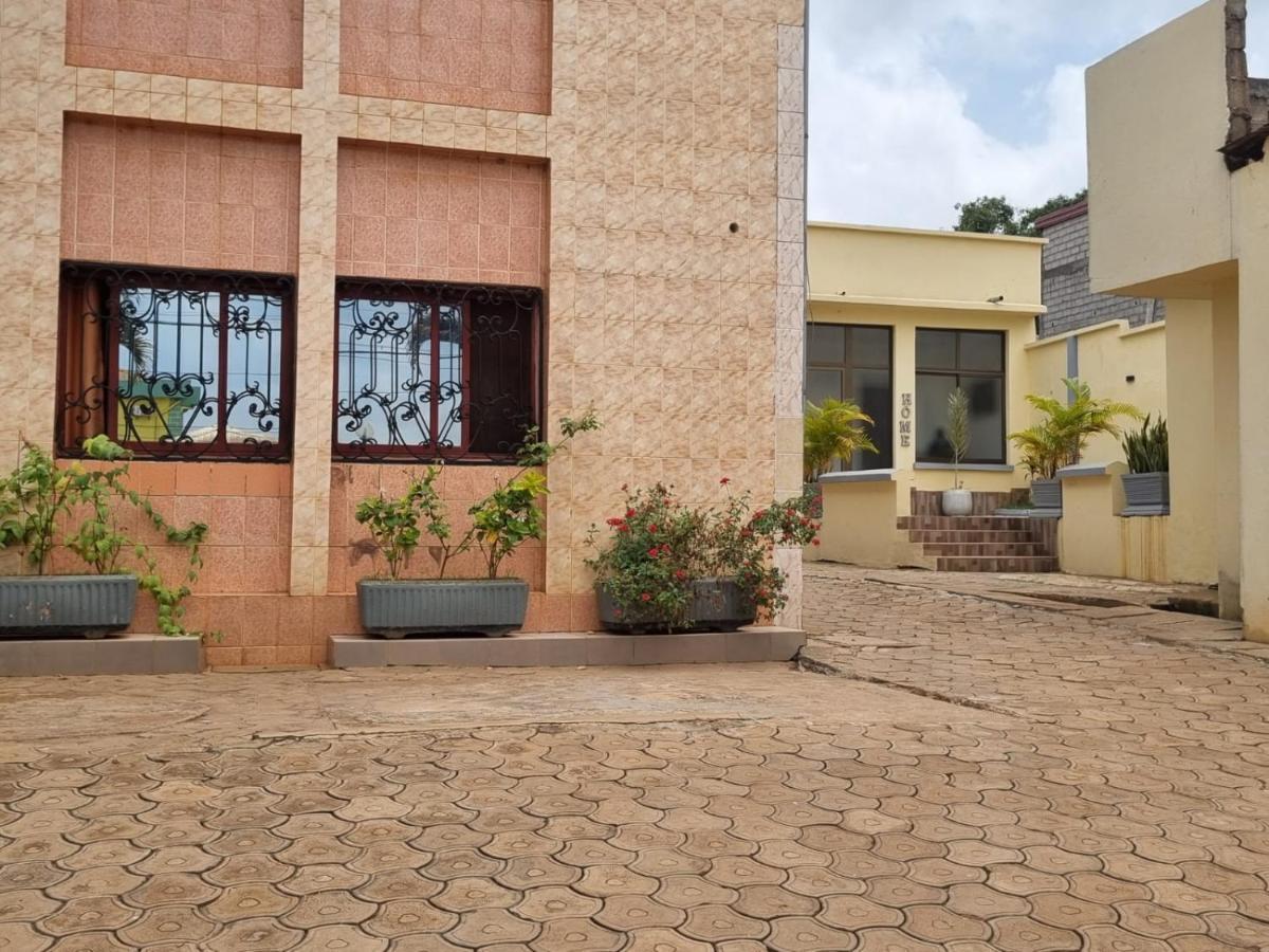 Appart Hotel Mireille Yaoundé Εξωτερικό φωτογραφία