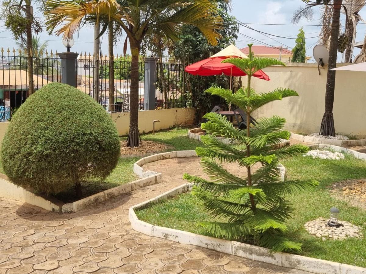 Appart Hotel Mireille Yaoundé Εξωτερικό φωτογραφία